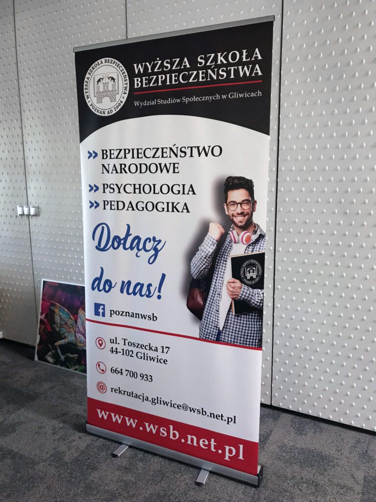 Wyższa Szkoła Bezpieczeństwa - rollup - zdjęcie 2